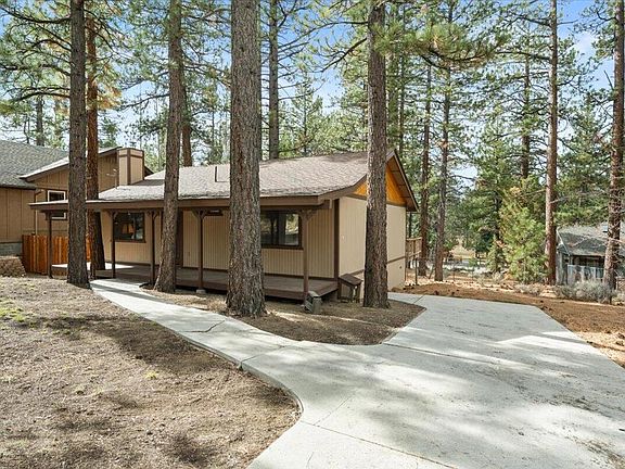 3rd image of 148 Crystal Lake Rd