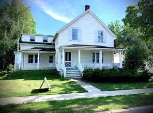 5 White Ave, Rouses Pt, NY 12979