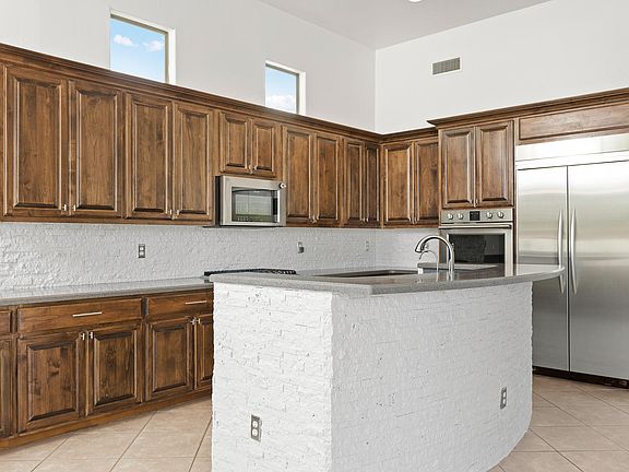 5th image of 6354 E Wilshire Dr