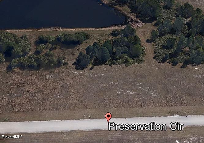 2nd image of 4047 Preservation Cir