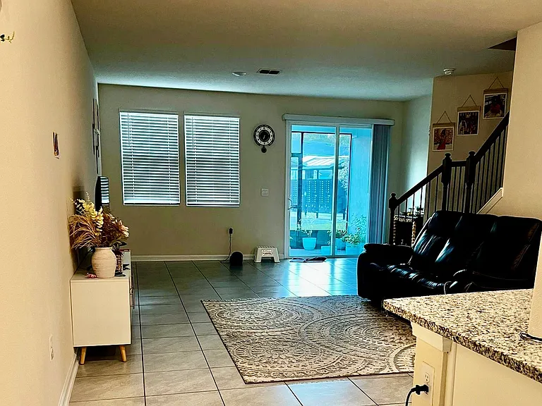94 Oarsman Crossing Dr — Photo 2