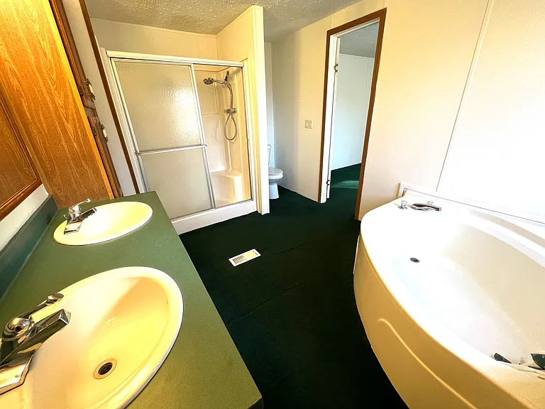 27132 Highway Fifty Eight — Photo 13