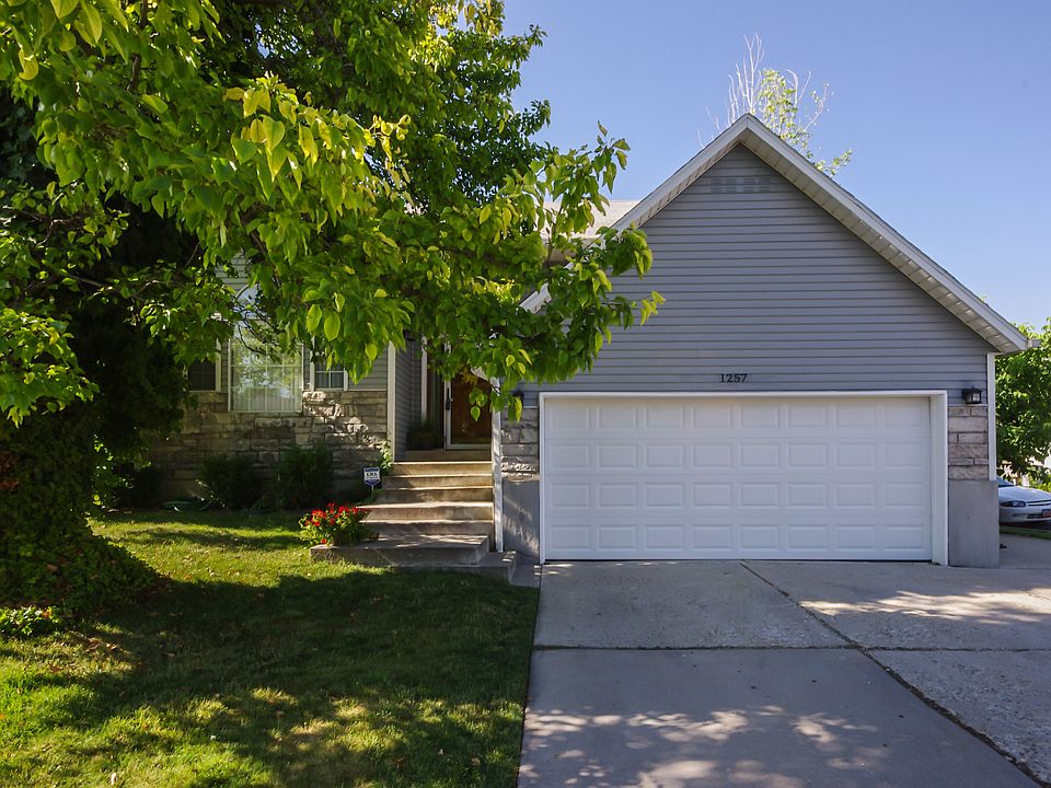 1st image of 1257 W Brandonwood Dr