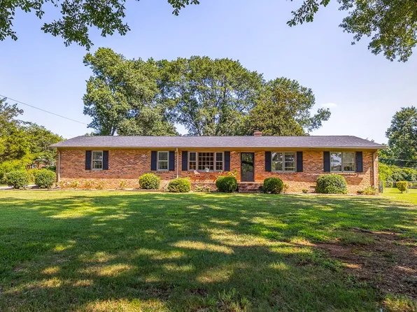 105 Thunderbird Pl, Spartanburg, SC 29307