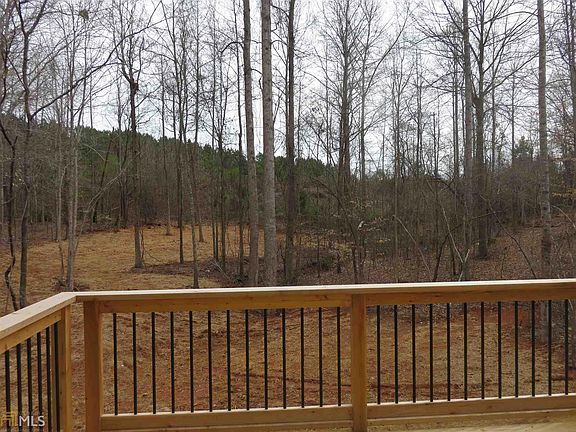5th image of 662 Lake Crest Dr #17