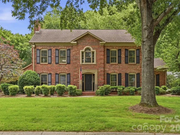2341 Hamilton Mill Rd, Charlotte, NC 28270