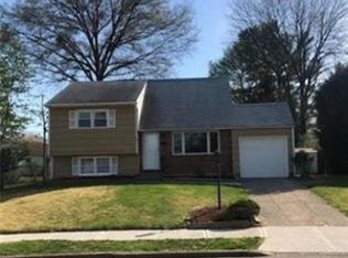 2915 Westminster Rd, Bethlehem, PA 18017