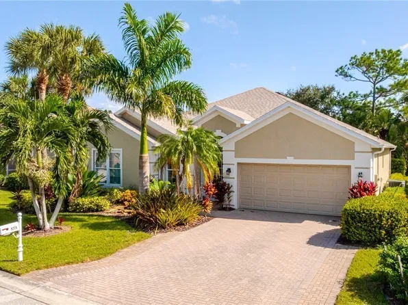 9274 Palm Island Cir, North Fort Myers, FL 33903