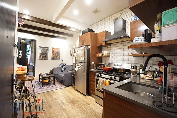 Rented by Rennit Inc. | media 1