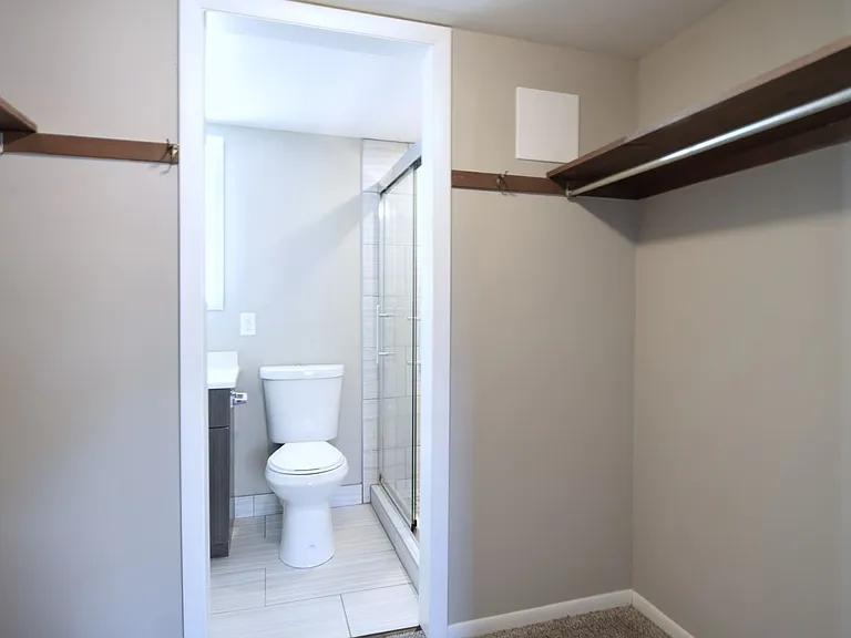 Woodland Reserve Apartments — Photo 93
