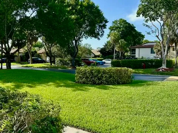 21741 Cypress Dr APT 45A, Boca Raton, FL 33433