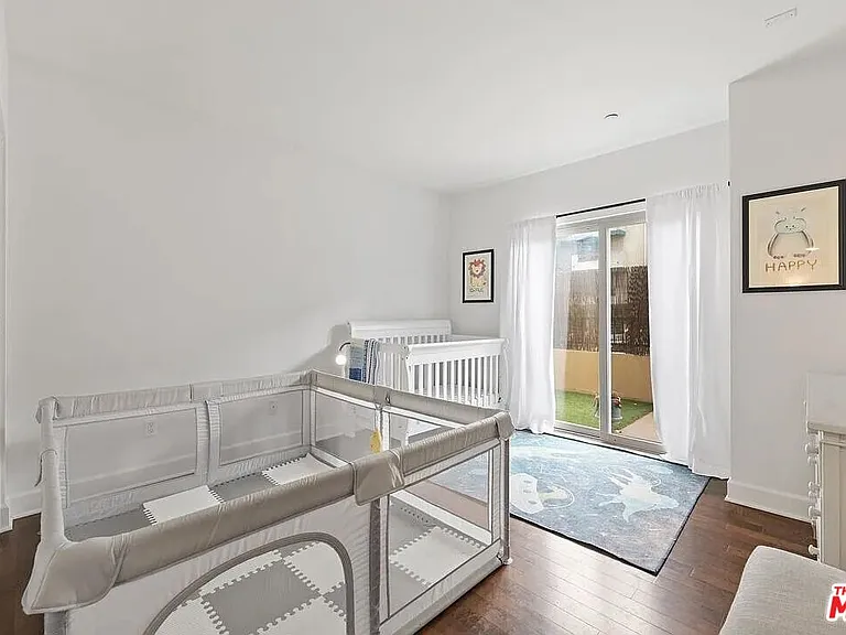 1522 Amherst Ave #101 — Photo 29