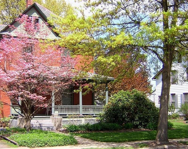 2nd image of 1522 W 4th St