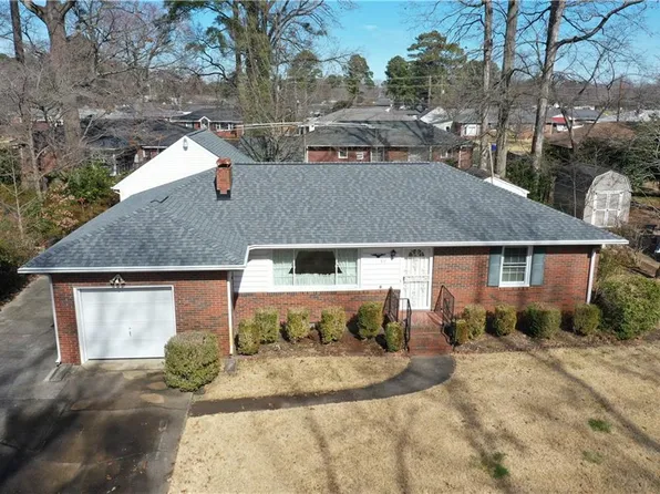 411 Mayflower Rd, Portsmouth, VA 23701