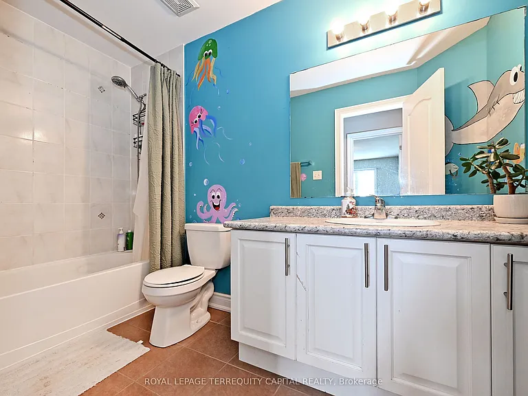 31 Madelaine Dr #6 — Photo 34