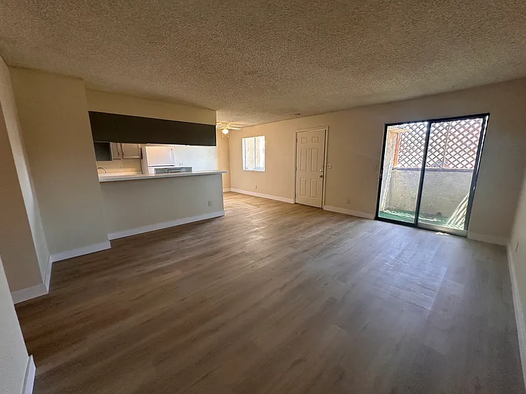 4241 Edmond St #A — Photo 19