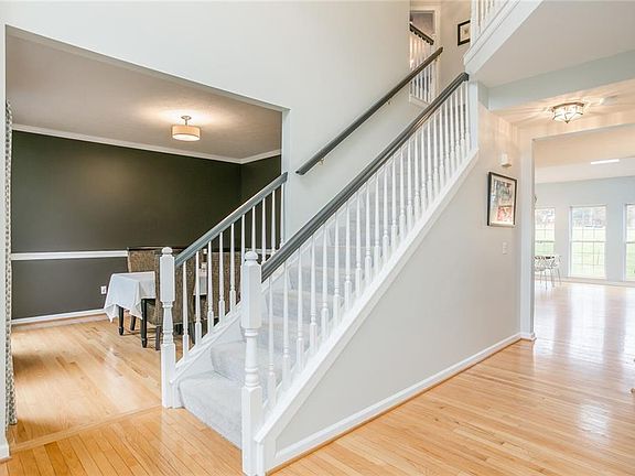 5th image of 51 Helmsford Way