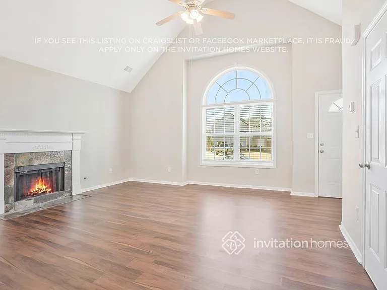 170 Saint Ann Cir — Photo 5