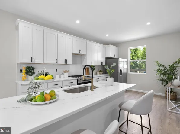3904 Belle Ave, Baltimore, MD 21215