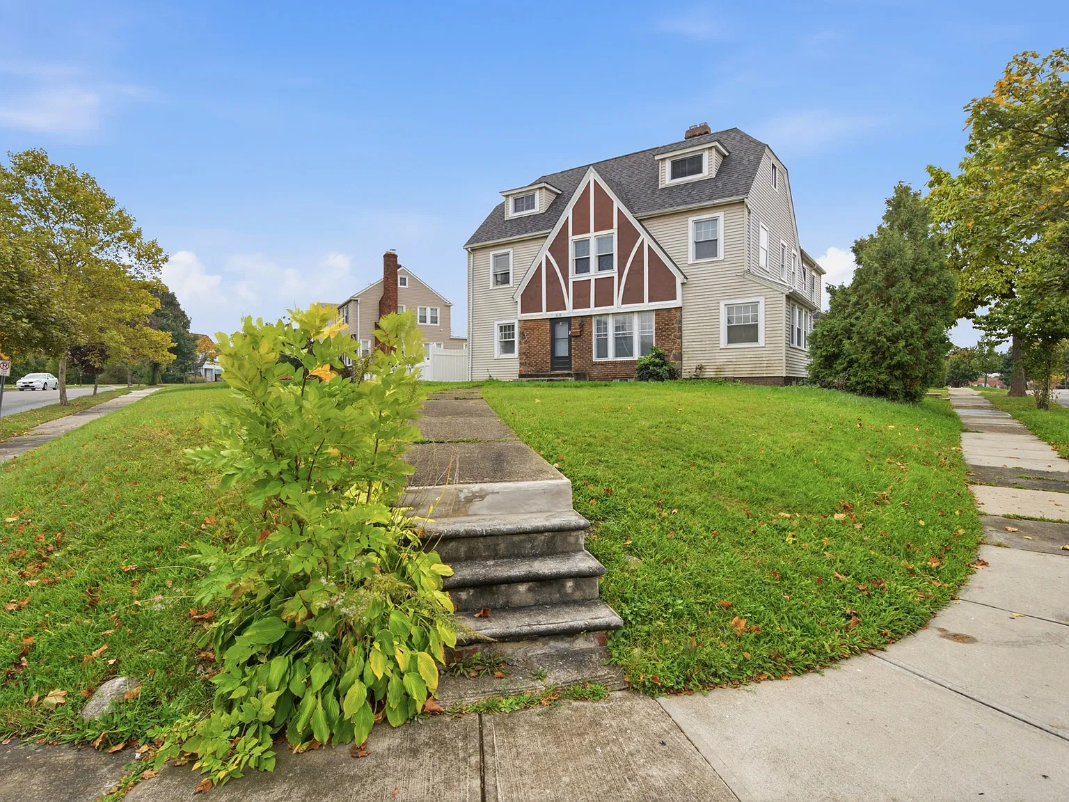 3428 Milverton Rd — Photo 2