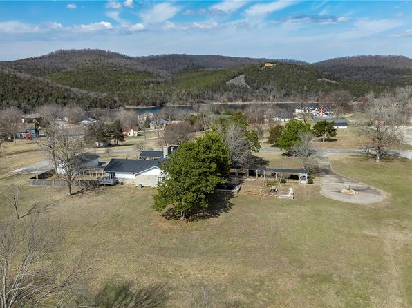 Shields Dr #2, Eureka Springs, AR 72631