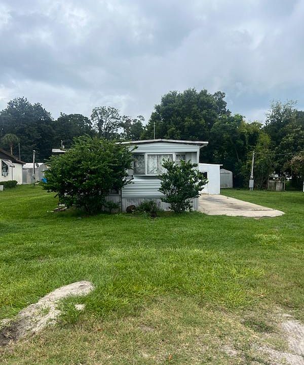 1st image of 5060 SE 145th St