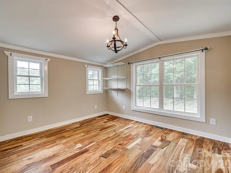 7274 Charlotte Hwy — Photo 10