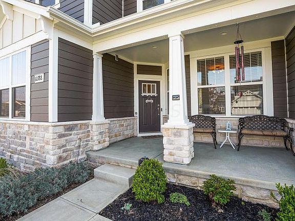 3rd image of 10388 Ivy Chase Plain