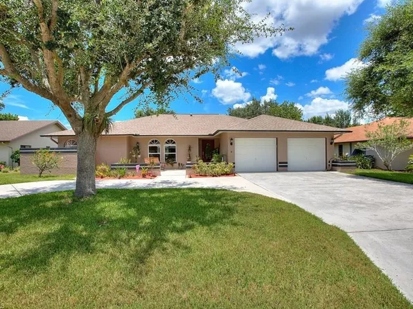 634 Astarias Cir, Fort Myers, FL 33919