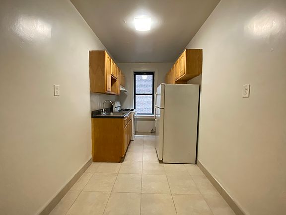 4th image of 3411 34th Ave APT 3D