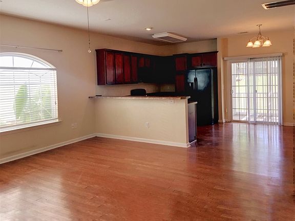 4th image of 237 Dellwood Dr