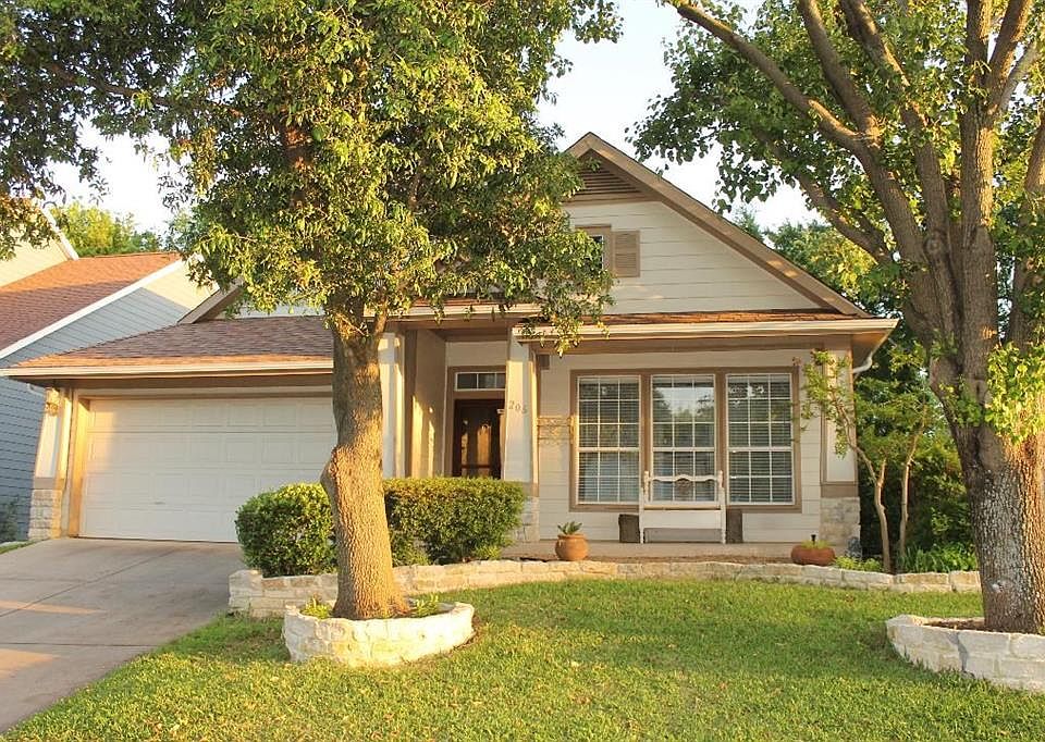 1st image of 206 Ivy Glen Dr
