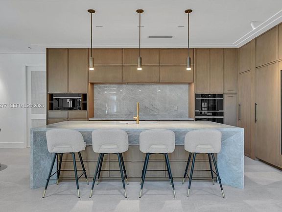 3rd image of 4191 Battersea Rd