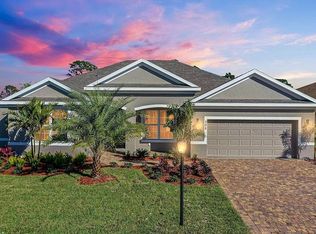 305 SW Vista Lake Dr, Pt Saint Lucie, FL 34953