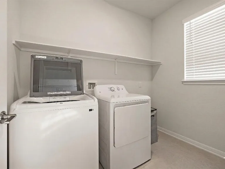 604 Spindrift Ln — Photo 26