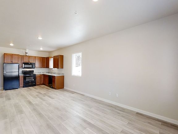 3rd image of 7427 S D St #202