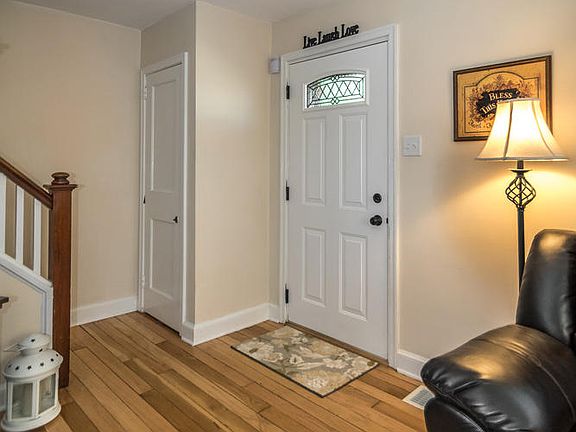 2nd image of 236 Lee Ave
