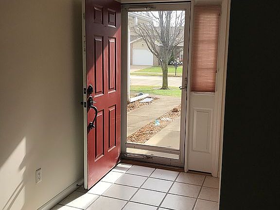 Entry way- Front Door