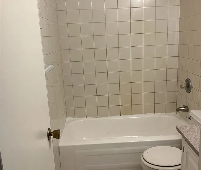 3104 William Dr #2 — Photo 7