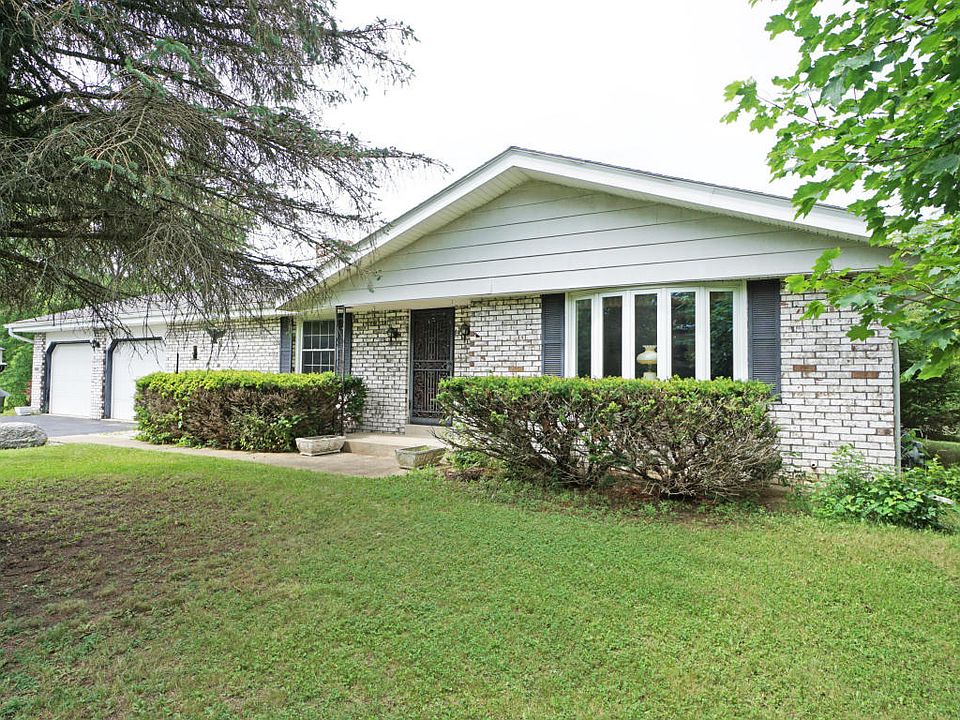 1st image of 35012 Oakshire Dr