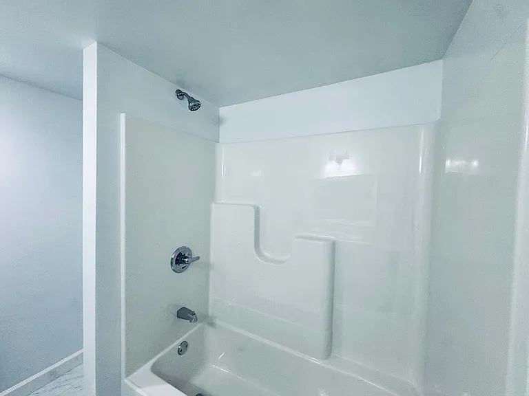 1027 Woodhaven Dr — Photo 14