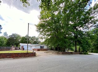 707 E Forest Hill Dr, Goldsboro, NC 27534