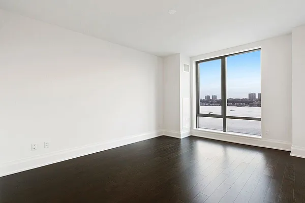 Rented by BLU Real Estate | media 30