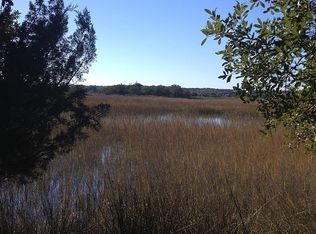 45 Tuscarora Ave, Beaufort, SC 29907