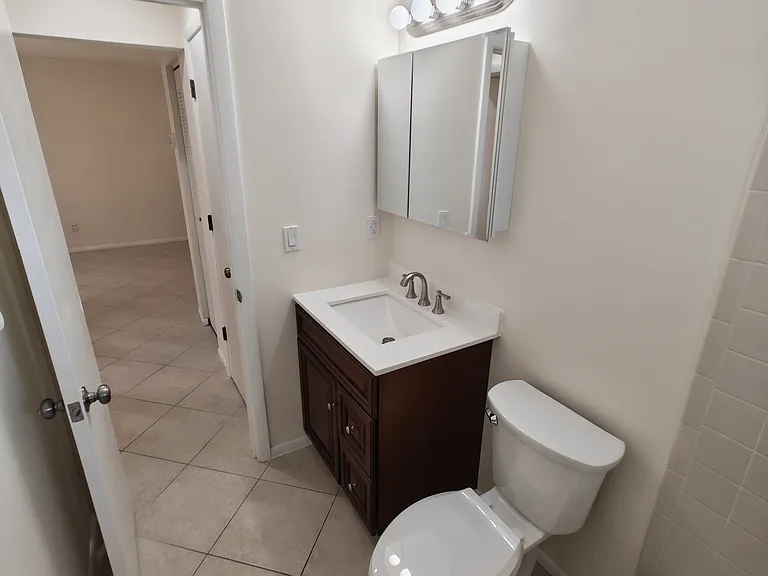 2nd floor bath