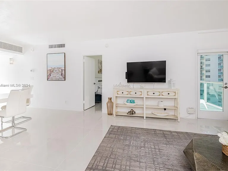 3801 S Ocean Dr #7O — Photo 3