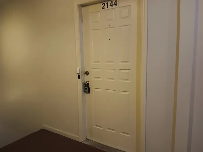2144 S Main St #2144 — Photo 3
