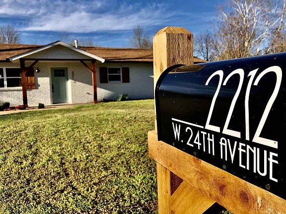 5th image of 2212 W 24th Ave