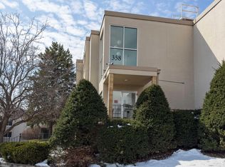 358 Elton Hills Dr NW APT 34, Rochester, MN 55901