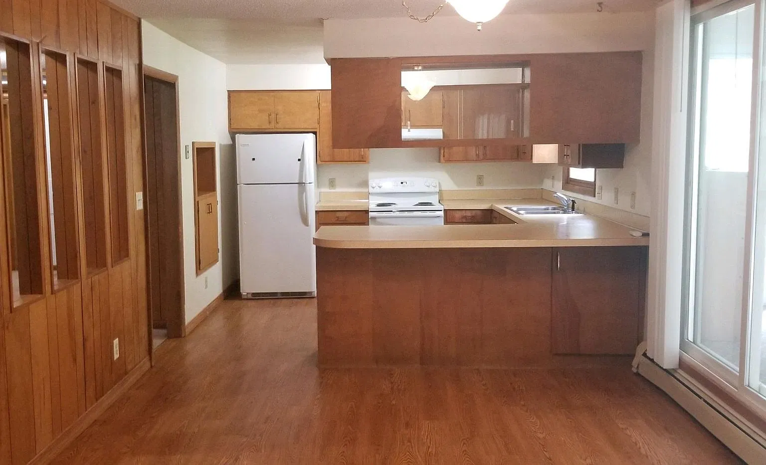 1315 College Street — Photo 3